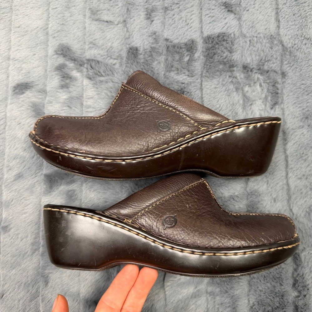 Born Womens Brown Leather Clogs Wedge Mules Slip On Shoes W61402 Size 8/39